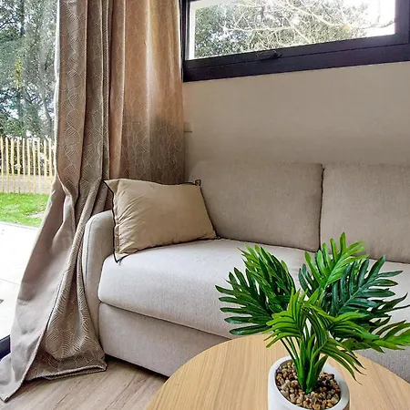 2 Bedroom In Meschers-sur-Gironde