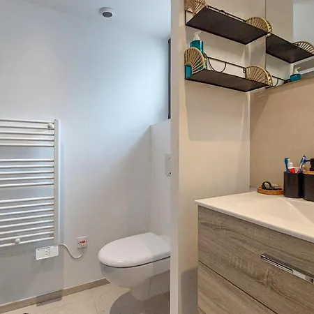 2 Bedroom In Meschers-sur-Gironde