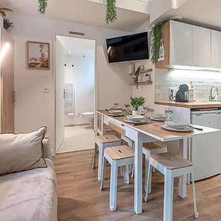 Ferienhaus Awesome Home In Meschers-Sur-Gironde With Wifi *